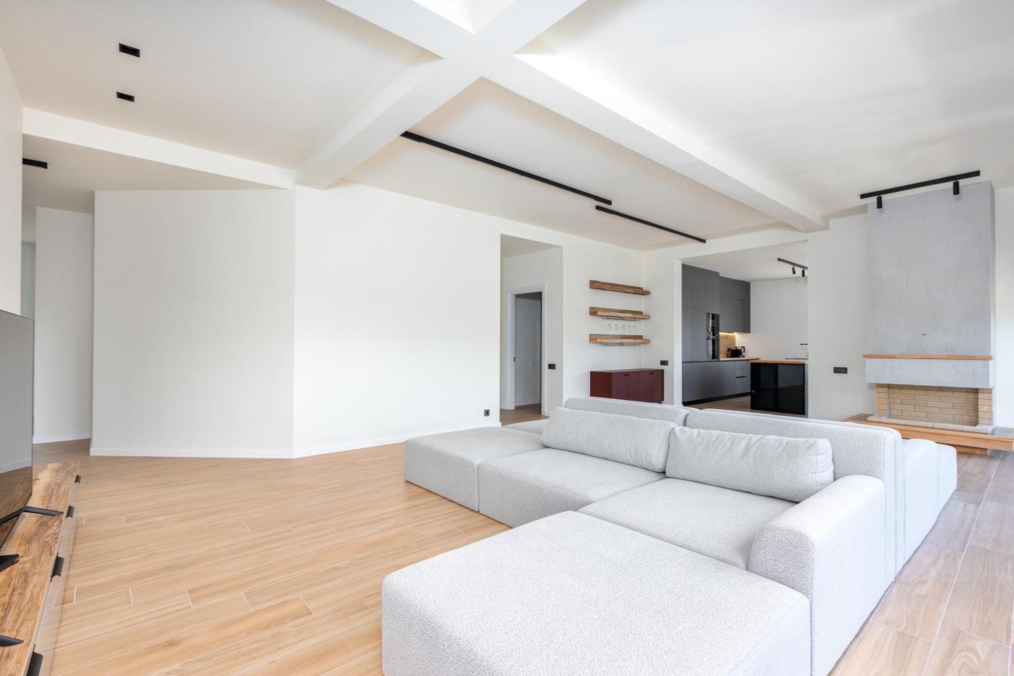 Gantiadi House * 巴统