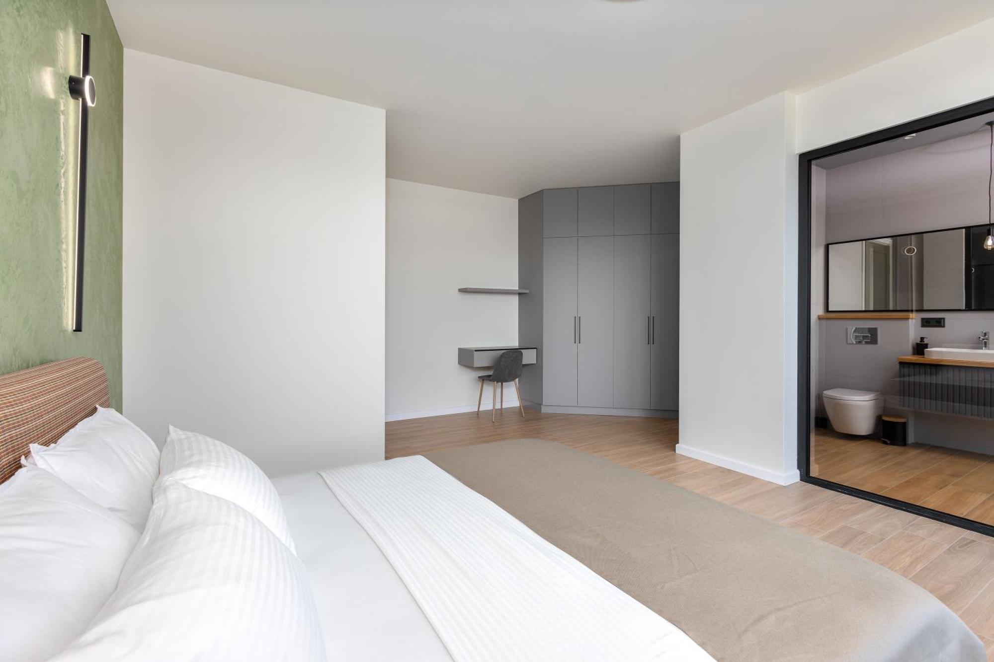 Gantiadi House * 巴统